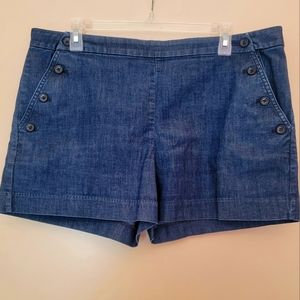 Banana Republic Women's shorts side button size 31/12